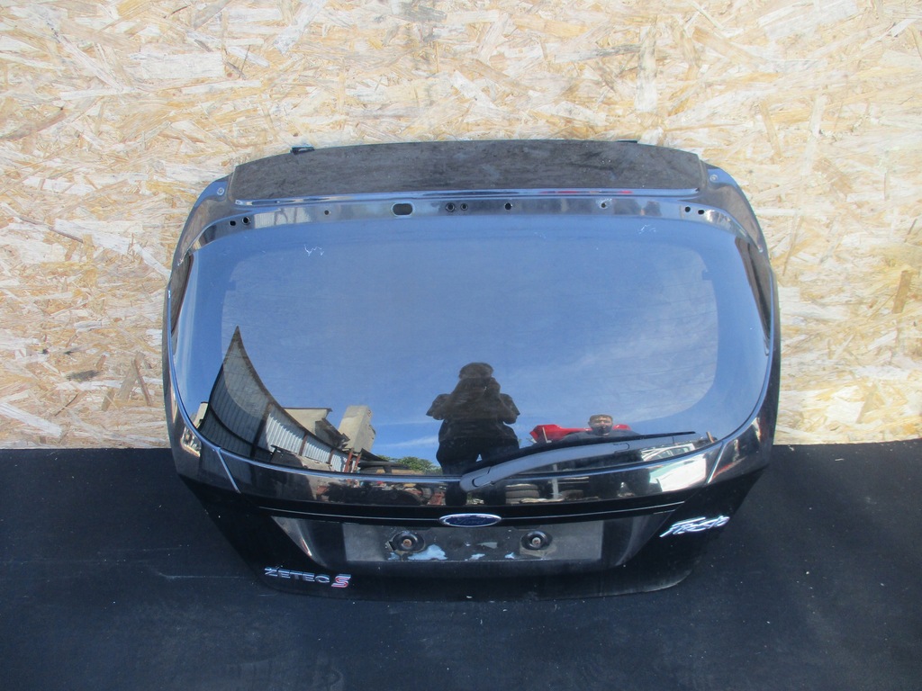 фото №1, Кришка багажника задня задня ford fiesta mk7 zetec