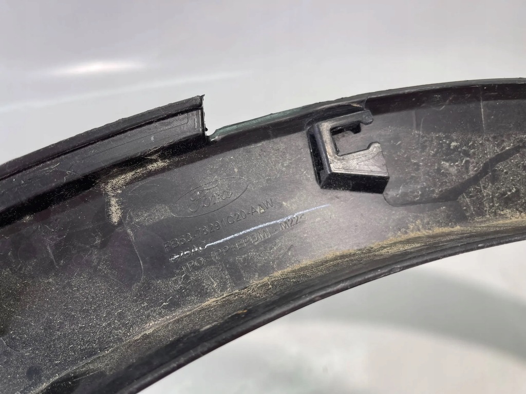 фото №13, Молдинг крыла ford explorer v 2011 правая задняя задняя