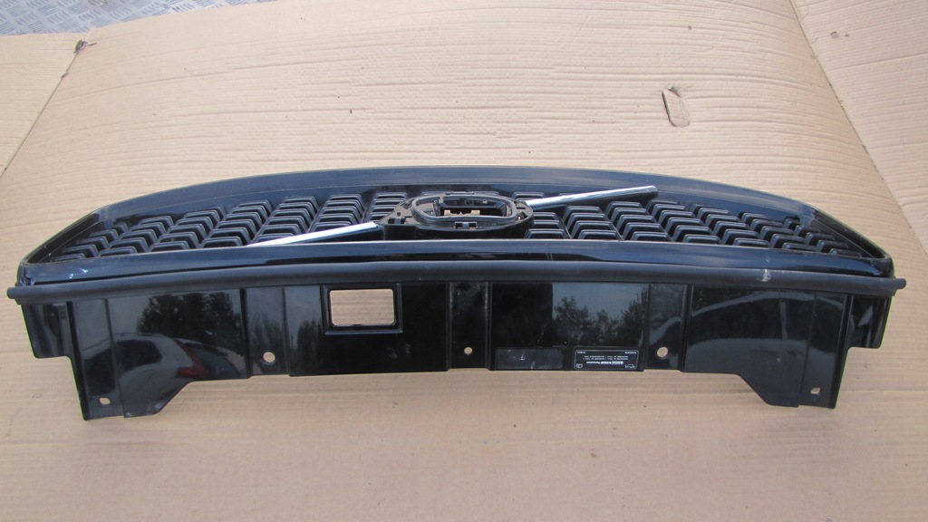 фото №2, Решётка радиатора решётка радиатора volvo xc60 i r-design lift камера