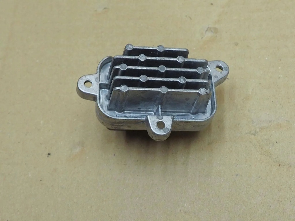 фото №11, Skoda kodiaq lift левый поворотник модуль led