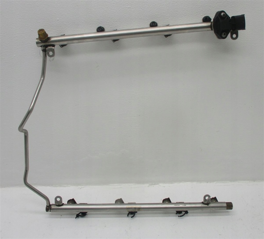 Купити Mercedes-benz оригінальний номер a1560701895 молдинг упорскування