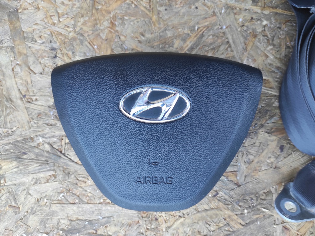 фото №8, Приборная панель консоль hyundai i20 i20 ii оригинал