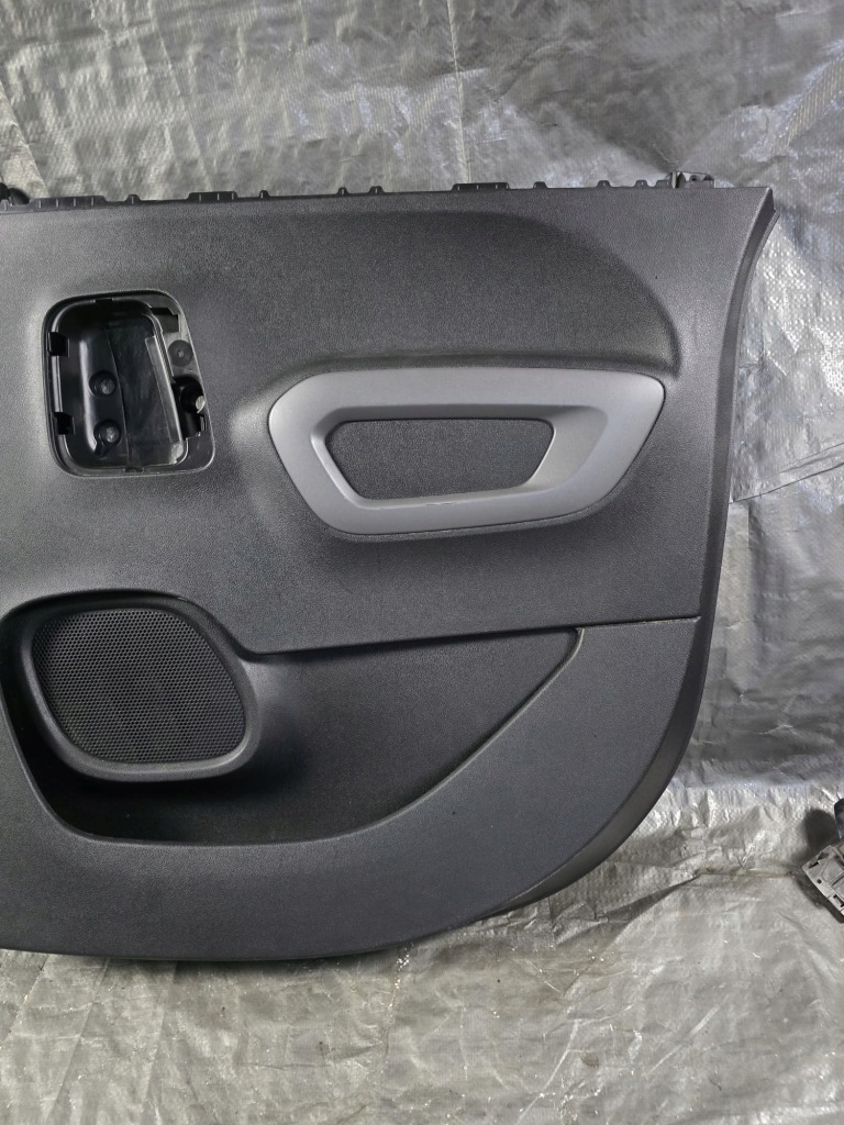 фото №1, Combo e berlingo iv rifter proace city doblo iii обшивка двері правий задня