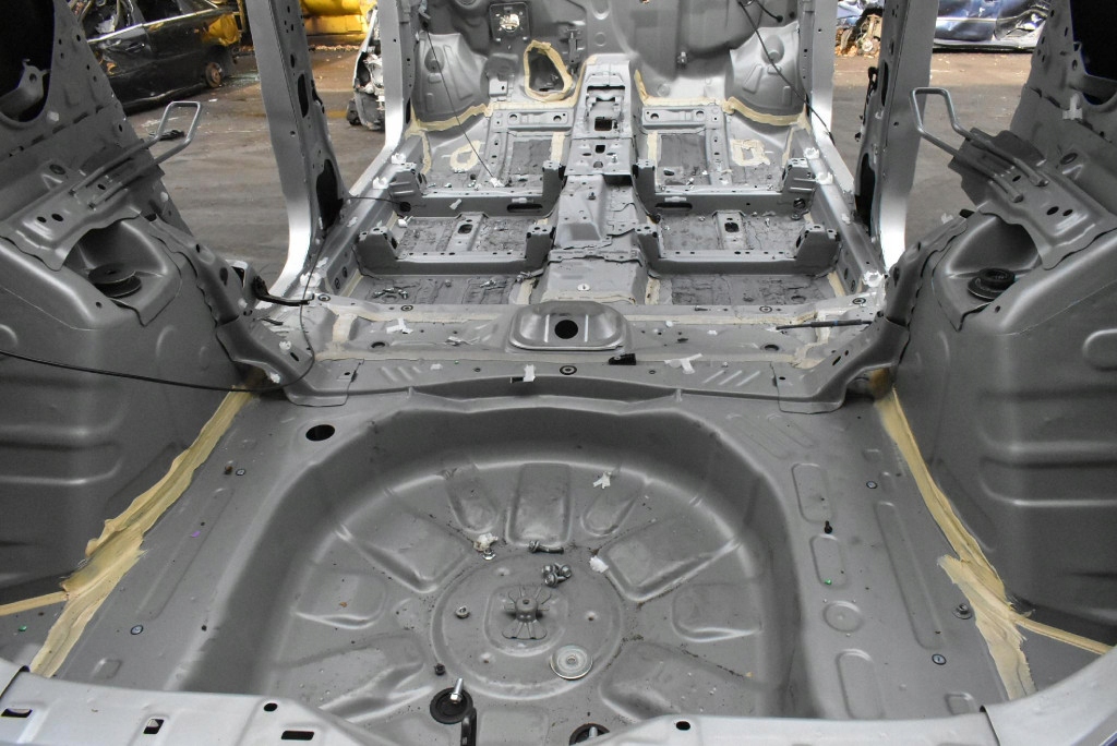 фото №8, Чверть крила лівий правий задня блок двигуна поріг toyota yaris cross 20-