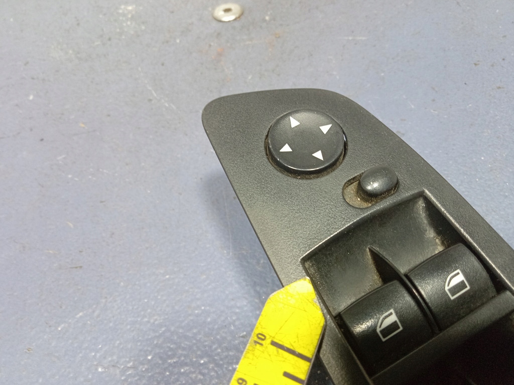 фото №7, Bmw 1 e87 перемикач панель вікон 9132066