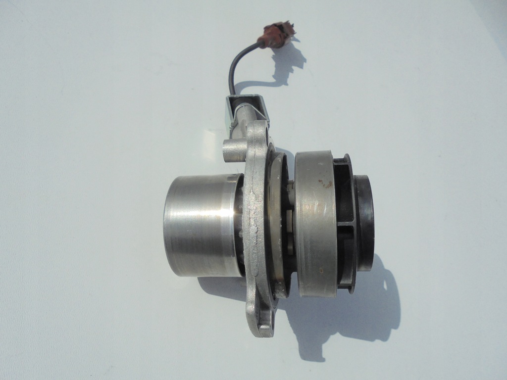 фото №2, Vw t-roc насос wody 04l121011 rok 2019-