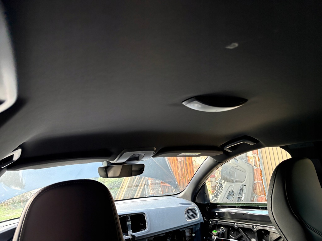 Купить Потолок черная volvo v60 1 универсал r-design 39822287