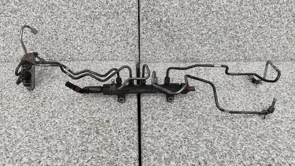 фото №1, Молдинг впрыскная провода топлива legacy v outback iv 2.0d 09-14