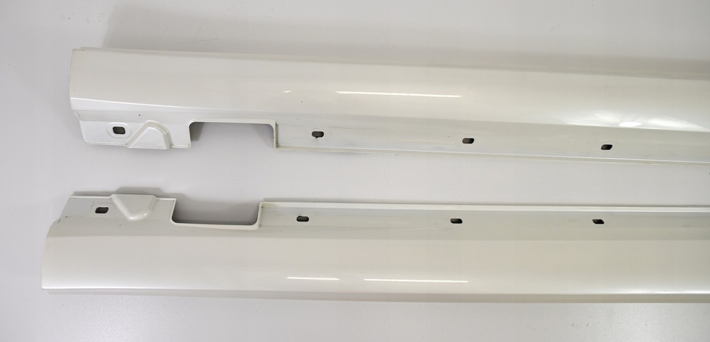 фото №5, Mercedes cls w218 amg молдинг порог порог 799 правый