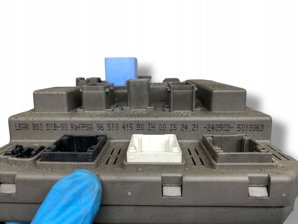 фото №8, Peugeot 607 2001 2000cm3 блок управления набор стартовый 0281010778