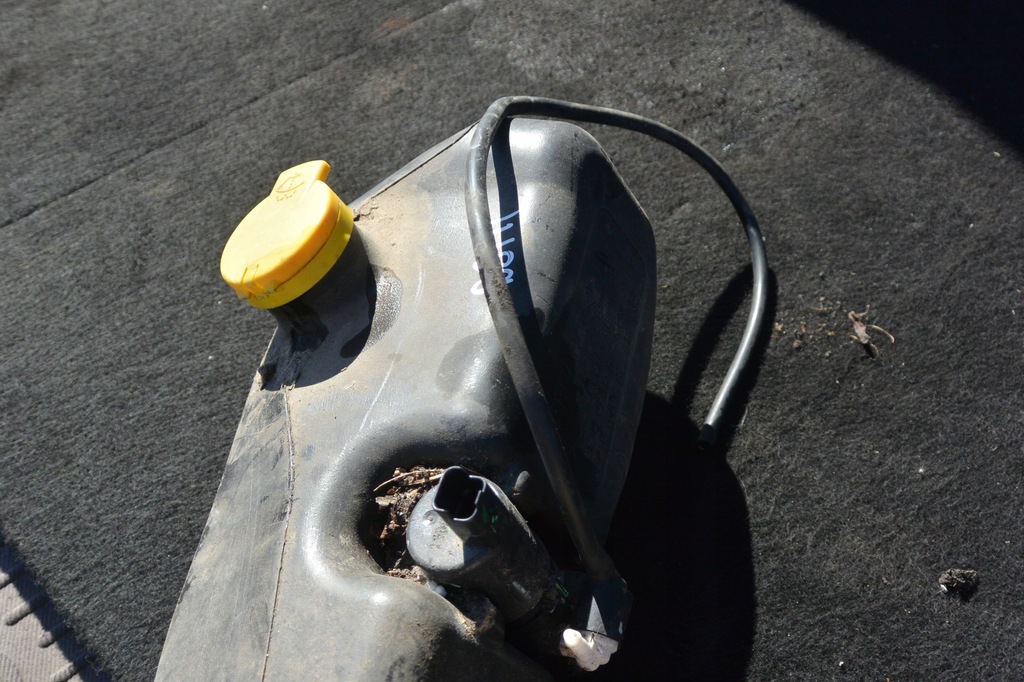 фото №7, Бачок помпа омывателя dacia sandero ii duster ii 17-