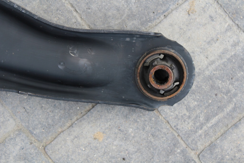 фото №12, Aygo i 1.0 рычаг левый передний