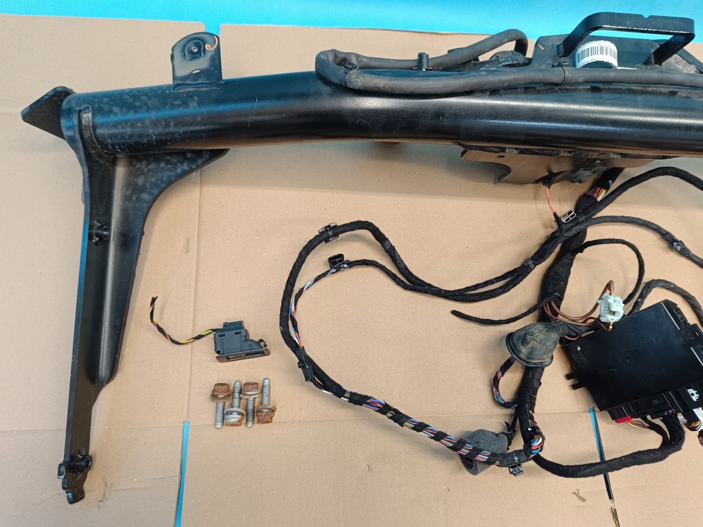 фото №9, Audi q3 f3 sportback 1.4tfsi e 110kw 2023r набор hak буксировочный 83a800495b