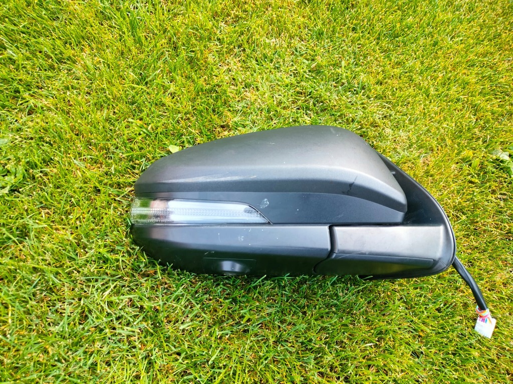 фото №1, Зеркало правое камера hilux viii