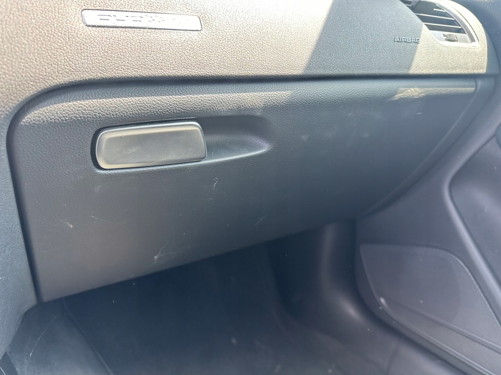 фото №1, Бардачок пасажира eu audi a5 8t coupé