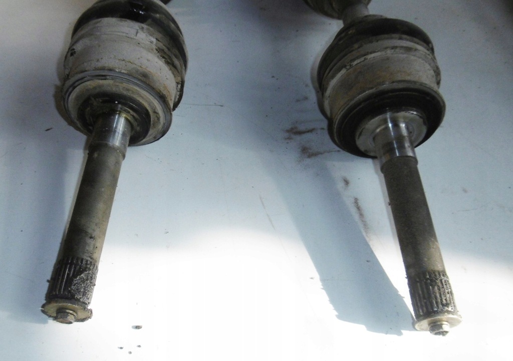 фото №4, Hilux vi 01r 2.4d приводной вал