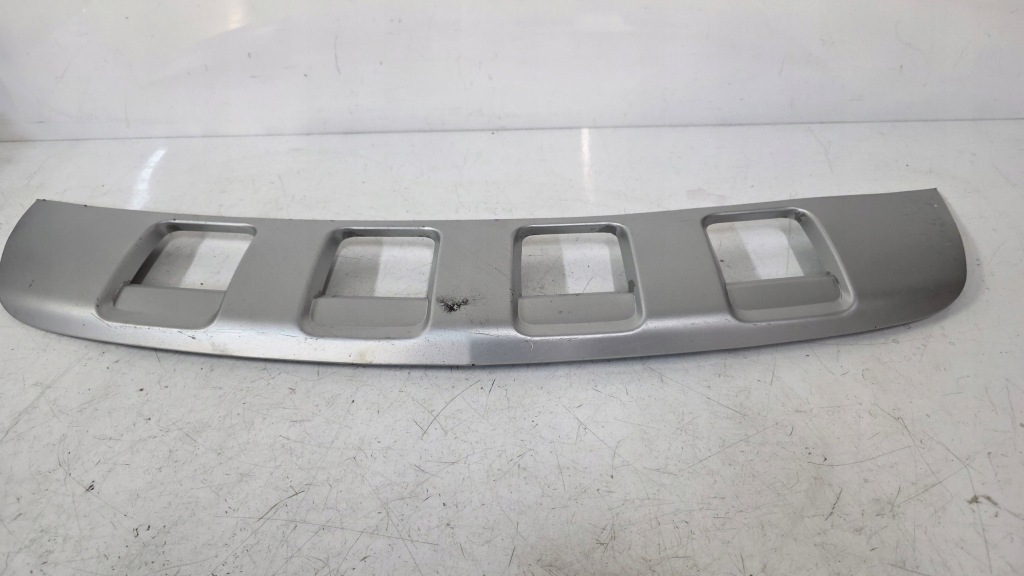 Купить Накладка бампера перед opel antara