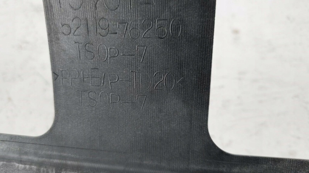 Lexus ct200h f sport 2014- бампер передний перед 52119-76250 Оригинал