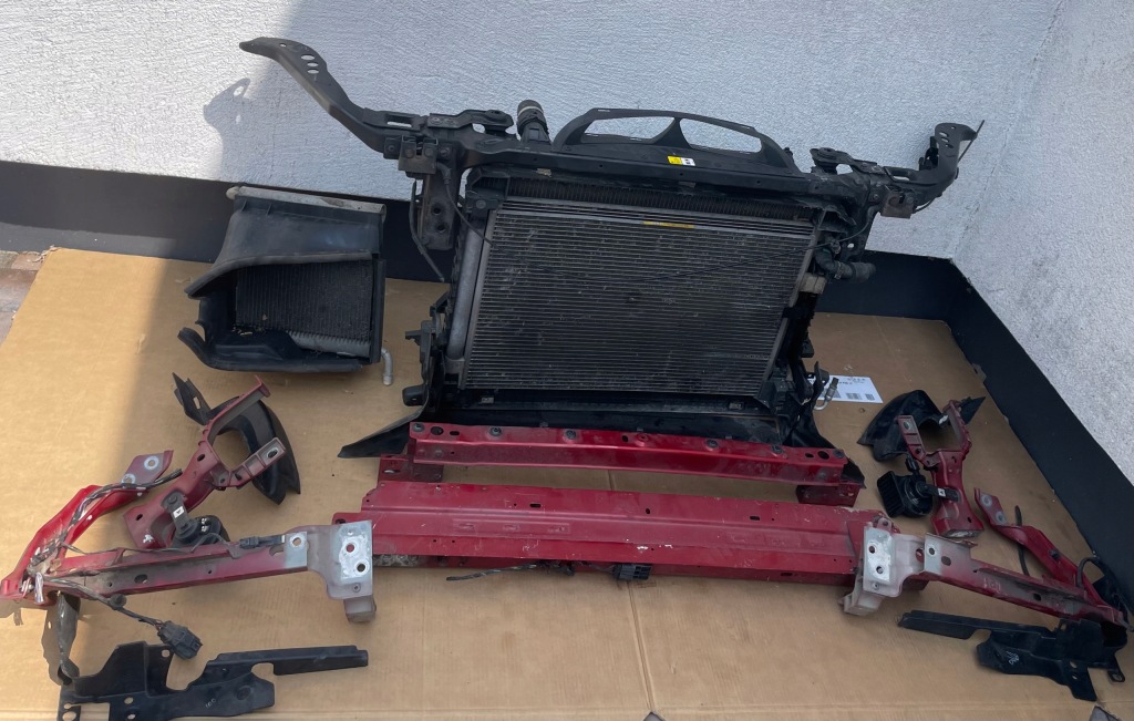 фото №1, Jaguar f-pace x761 3.0d pas передний радиатор усилитель комплект