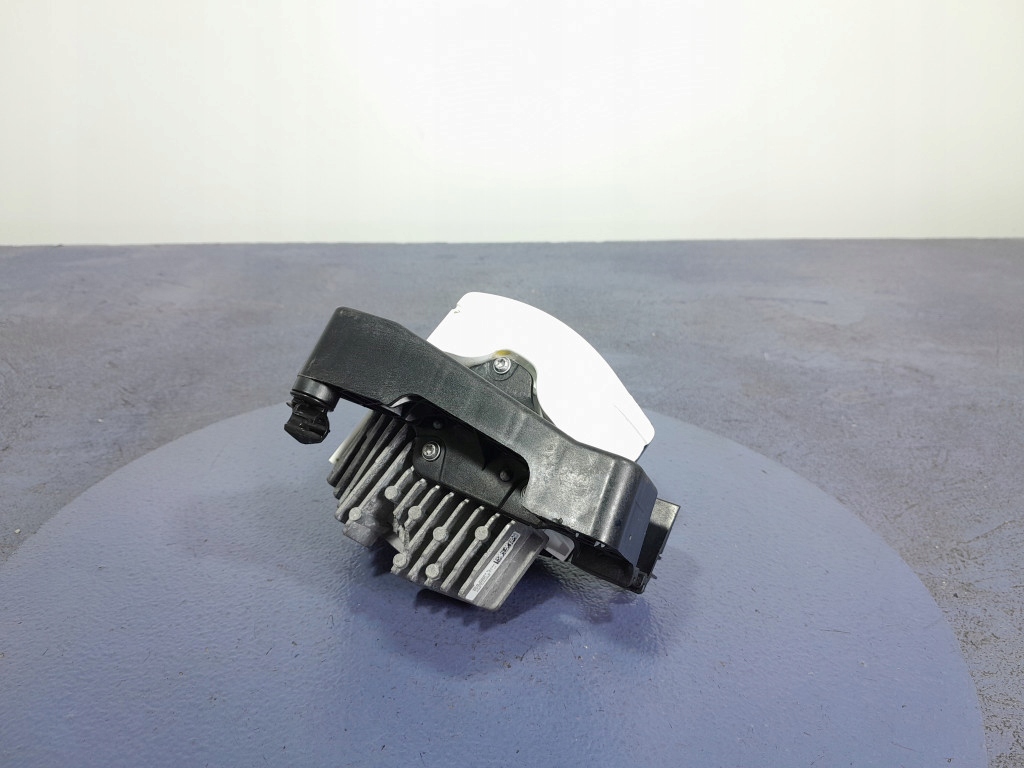 фото №3, Renault megane iv модуль led линза лампы 90069852