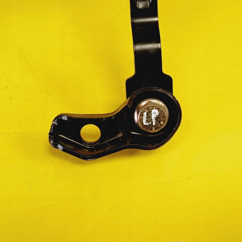 Клипса поперечина безопасности левое  перед audi a6 c5 седан 4b0857755e nr170 Недорого