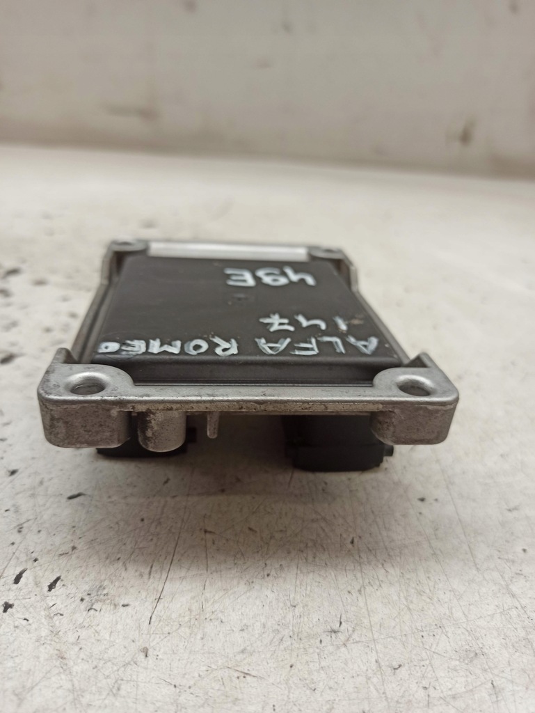 фото №5, Alfa romeo 147 блок управления бортовой компьютер 0261207727