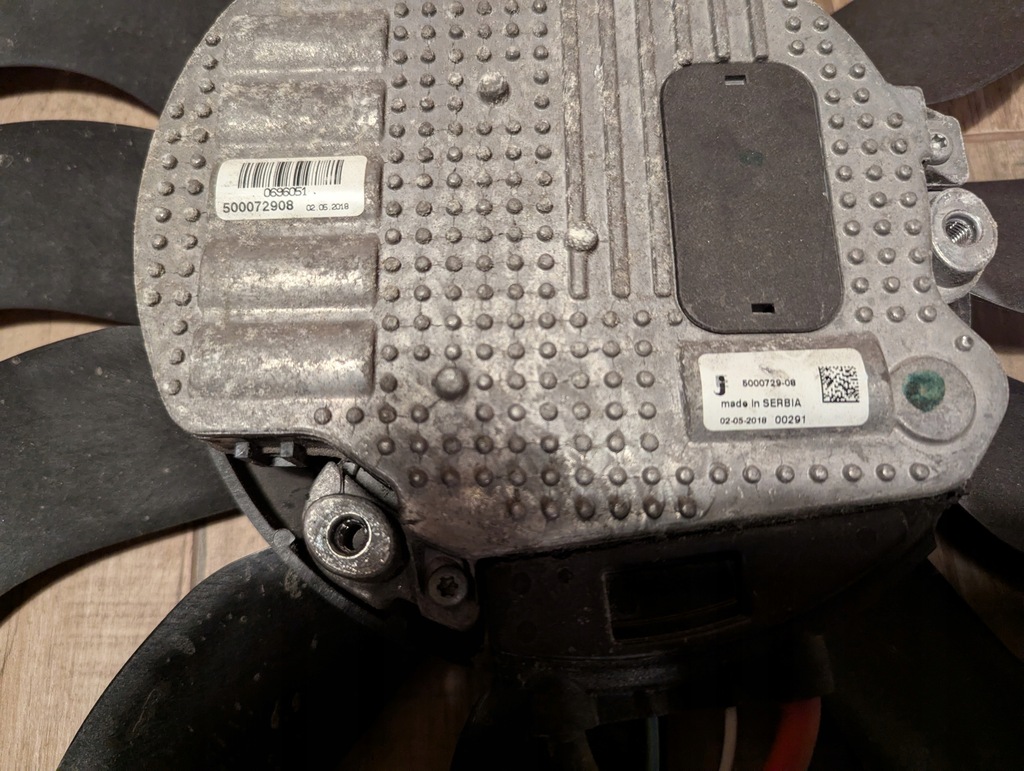 фото №3, Вентилятор радиатора discovery sport, velar p250 5000729-08