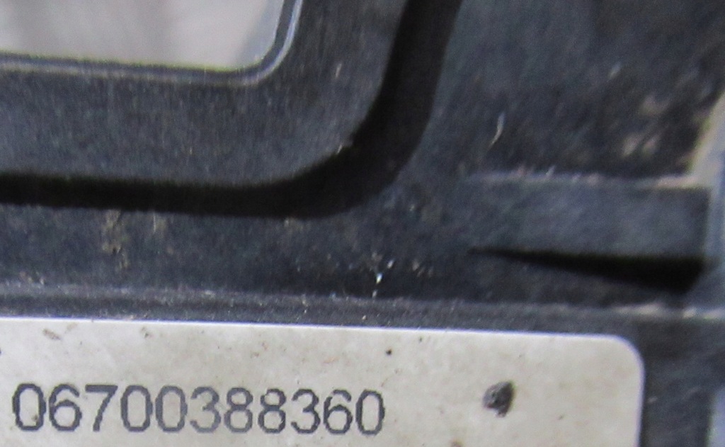 фото №7, Maserati levante моторчик гальма ручного l/r 6700388370 6700388360