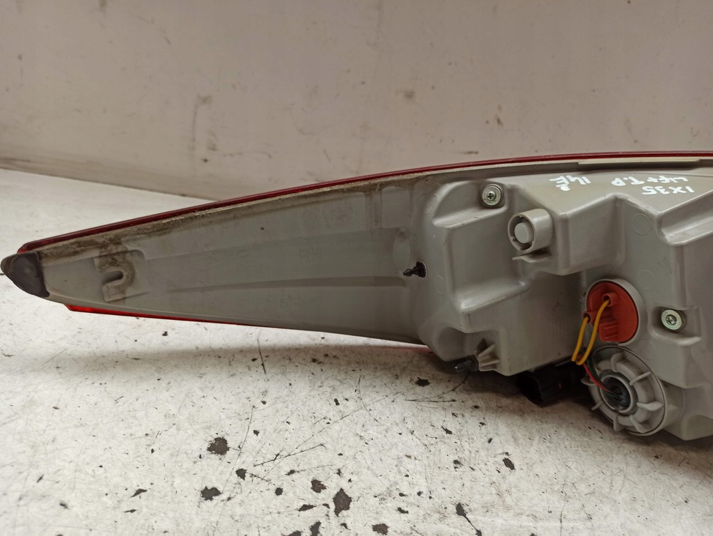 фото №8, Hyundai ix35 lift лампа правая задняя europa 92402-2y5