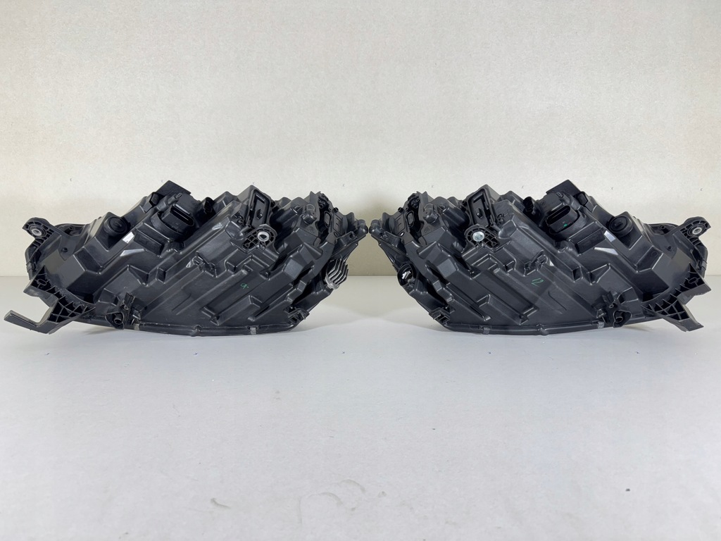 фото №13, Skoda octavia iv 4 5e4 full led лампа левая правая перед фары комплект