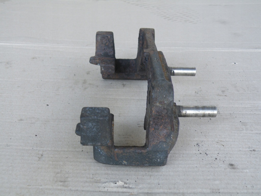 фото №1, Alfa romeo 166 скоба суппорт тормозной