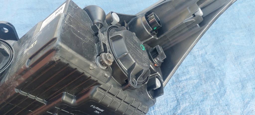 фото №6, Kia ceed ii 12 13 14 15 16 лампа led правая europa 92102a2220 nr 106