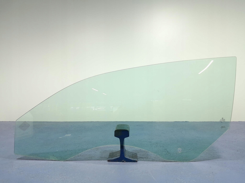 фото №1, Vw scirocco скло двері перед передня ліва 10r 1k8845201b