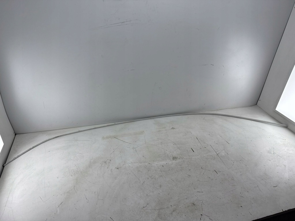 фото №1, Audi a6 c7 2015 молдинг дахова