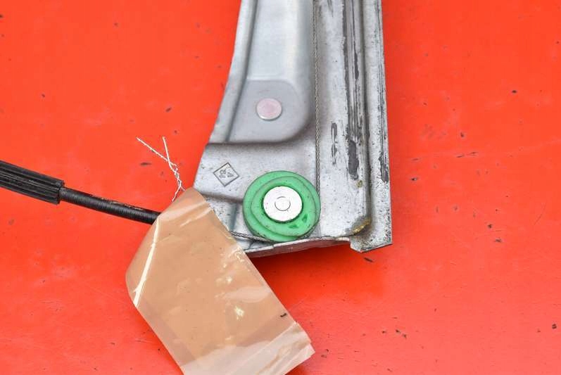 фото №13, Подъемник стекло левый перед eu 807310002r renault laguna 3 iii 07-11