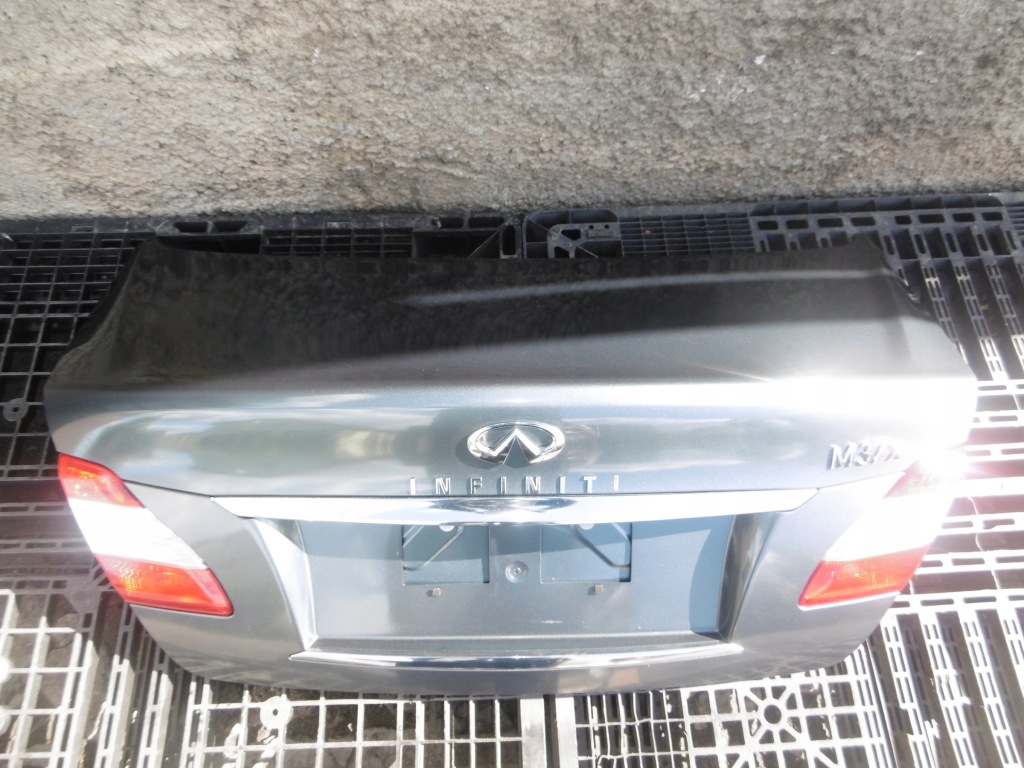 фото №1, Крышка багажника задняя багажника лампы infiniti m30 m35 m37