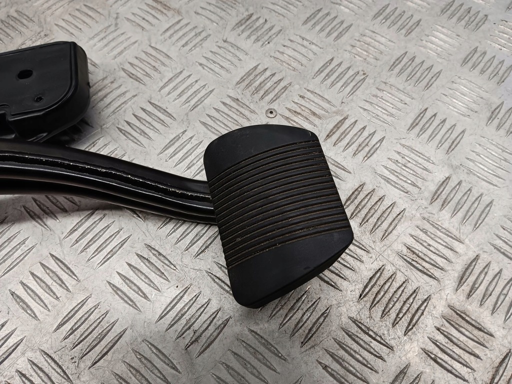 фото №3, Chrysler pacifica 68303876ad педалі