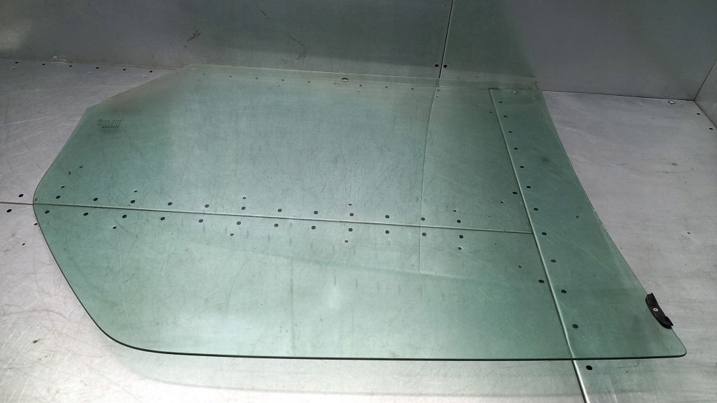 фото №4, Скло права задня renault megane scenic i 01r