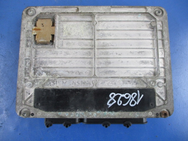 фото №4, Seat toledo ii 1.6 бортовой компьютер двигателя 06a906019br