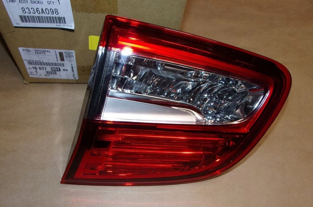 фото №1, Лампа задняя c c4 aircross правая 1607700480