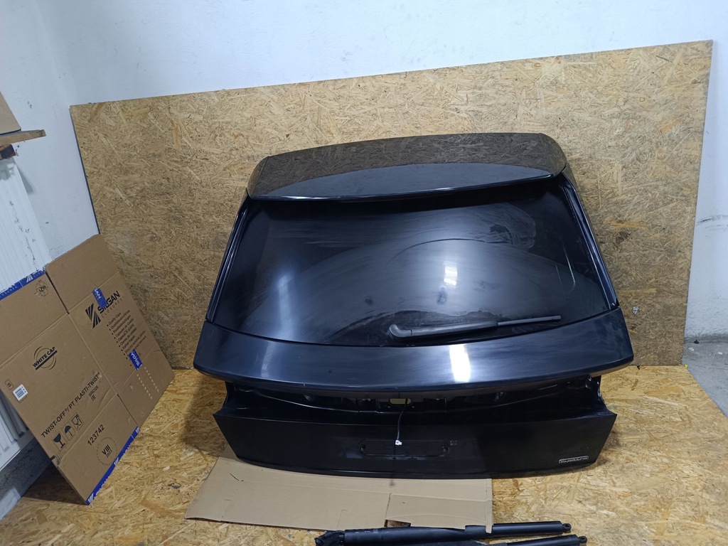 фото №1, Кришка багажника багажника audi q8 4m8