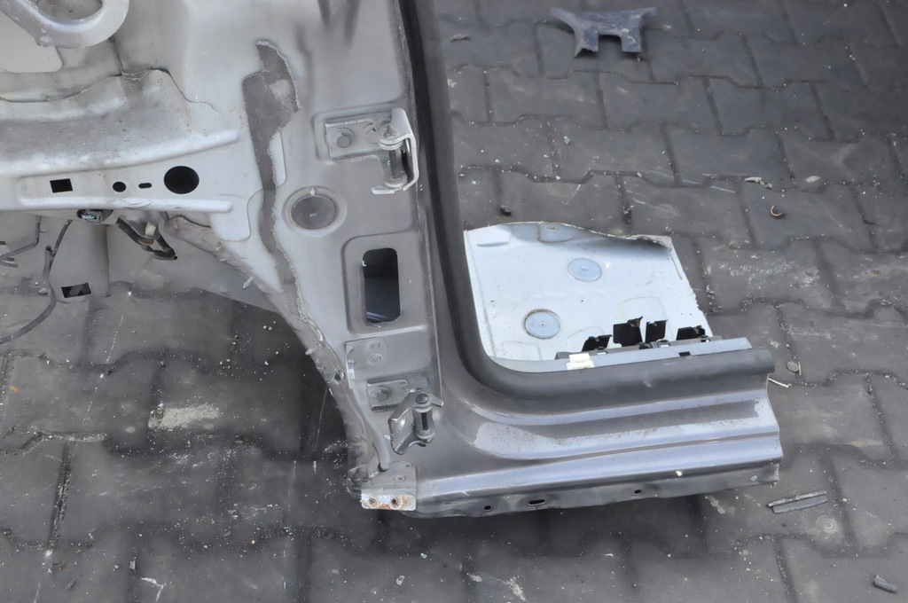 фото №2, Peugeot 2008 i чверть лонжерон лівий перед