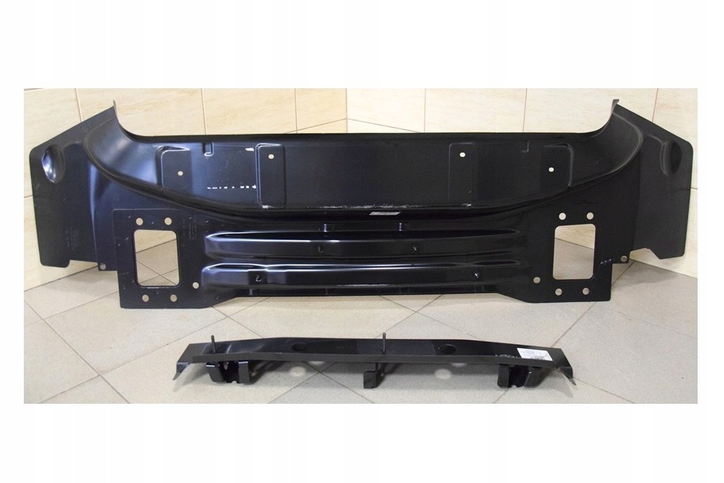 фото №1, Audi e-tron 4ke задній pas задня