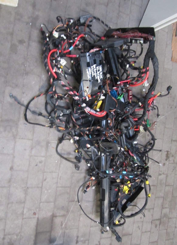 фото №1, Mercedes w166 ml джгут електропроводка салону