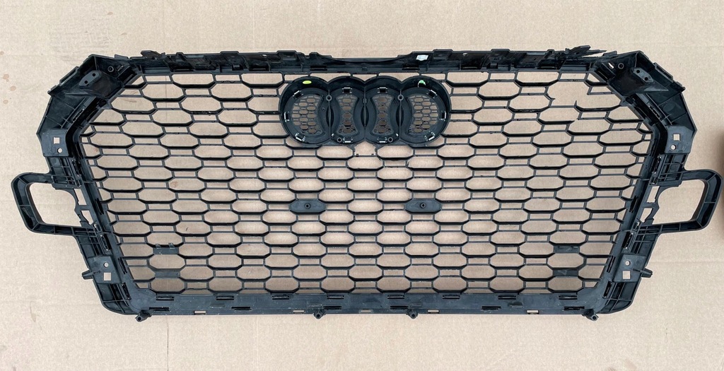 фото №5, Audi rs4 8w0 решітка радіатора решітка радіатора