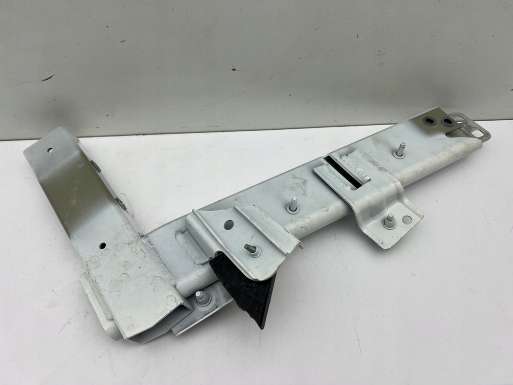 фото №4, Mercedes amg sl r232 w232 кронштейн кронштейн панель фары правый 22-