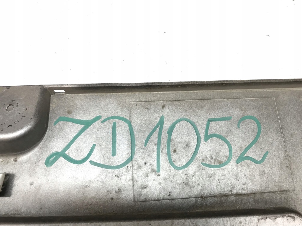 фото №8, Volvo v90 cross country накладка бампера задня 31383337