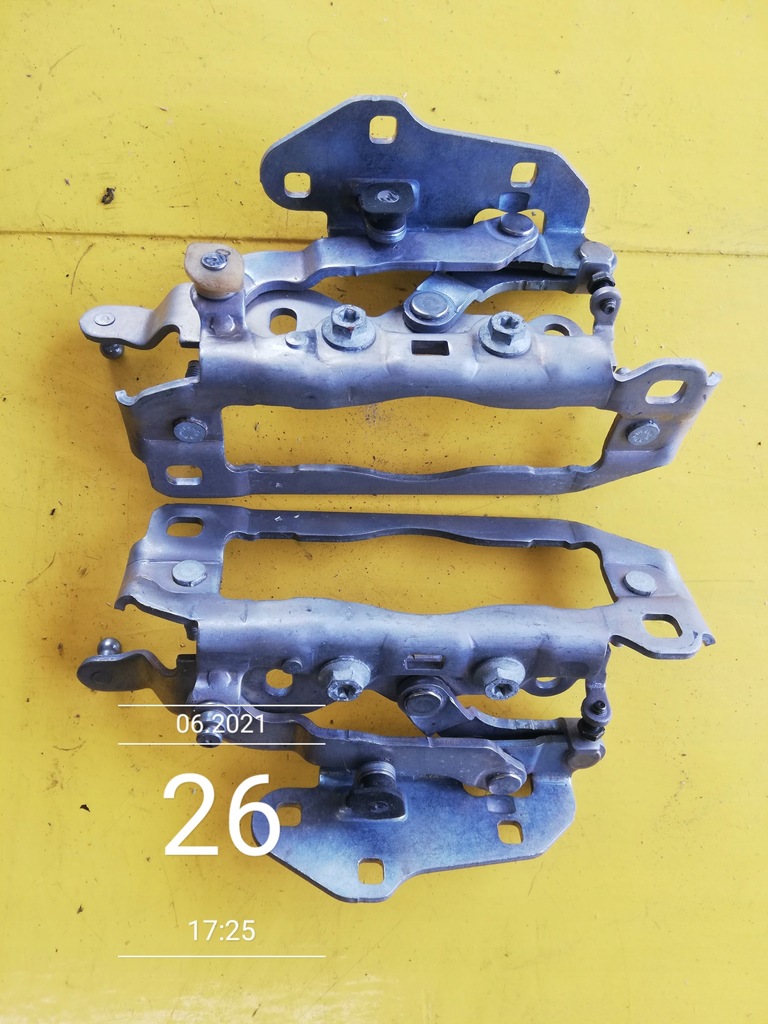 фото №1, Mercedes glk x204 петлі капот a2048800128 ліва сторона