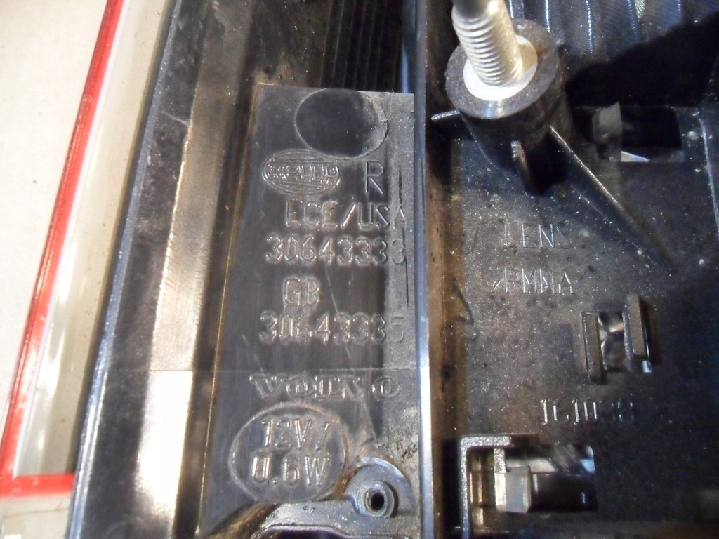 фото №14, Volvo v70 лампа задня права 30643333