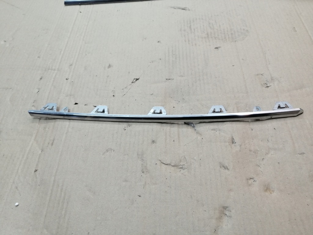 фото №1, Молдинг w решітка радіатора vw passat b8 alltrack